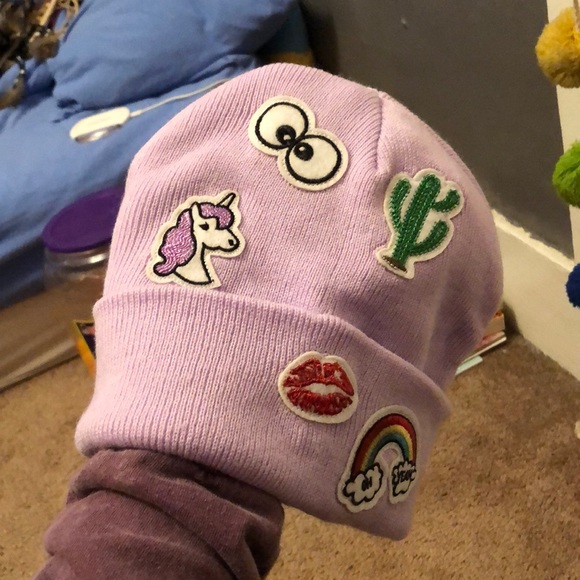 Hat - Picture 3 of 3